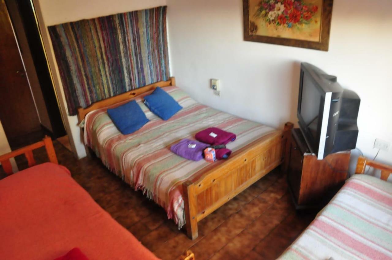 Hotel La Marina Villa Carlos Paz Buitenkant foto